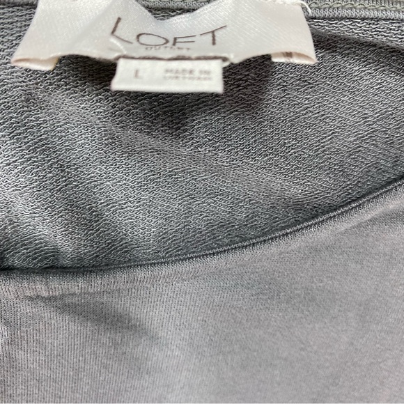 Woman’s LOFT Outlet belted lounge jumpsuit size L - Picture 2 of 3